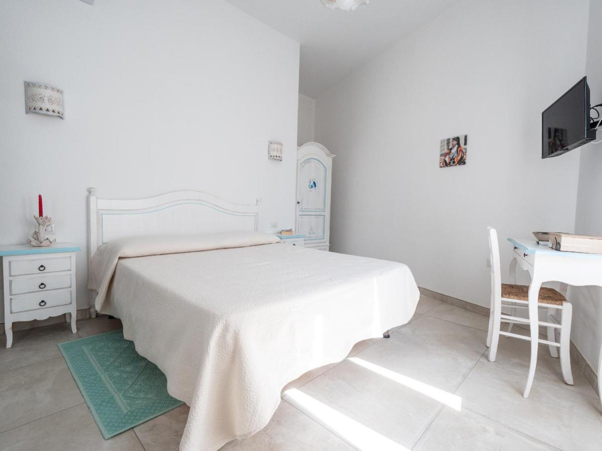 Affittacamere Solki Sant'Antioco Luaran gambar