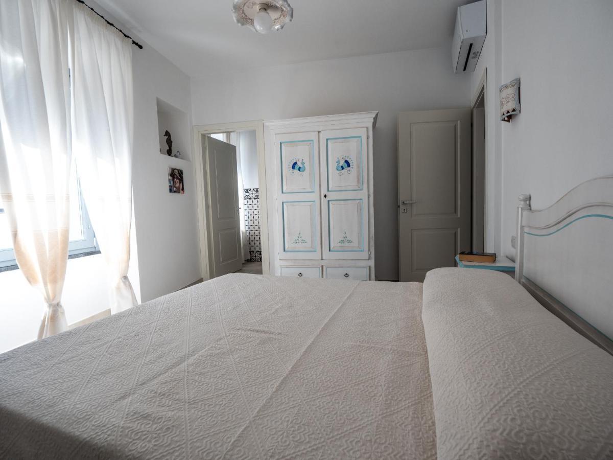 Affittacamere Solki Sant'Antioco Luaran gambar